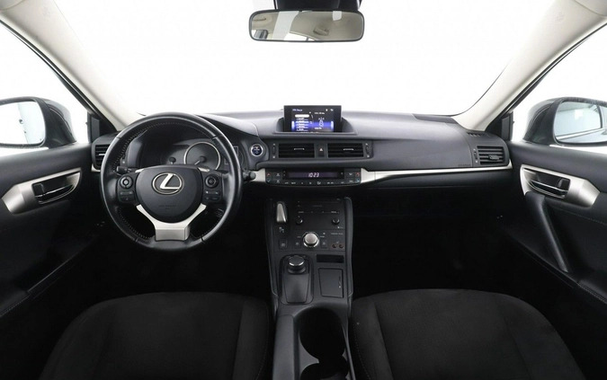 Lexus CT cena 79600 przebieg: 104795, rok produkcji 2018 z Kalisz Pomorski małe 379